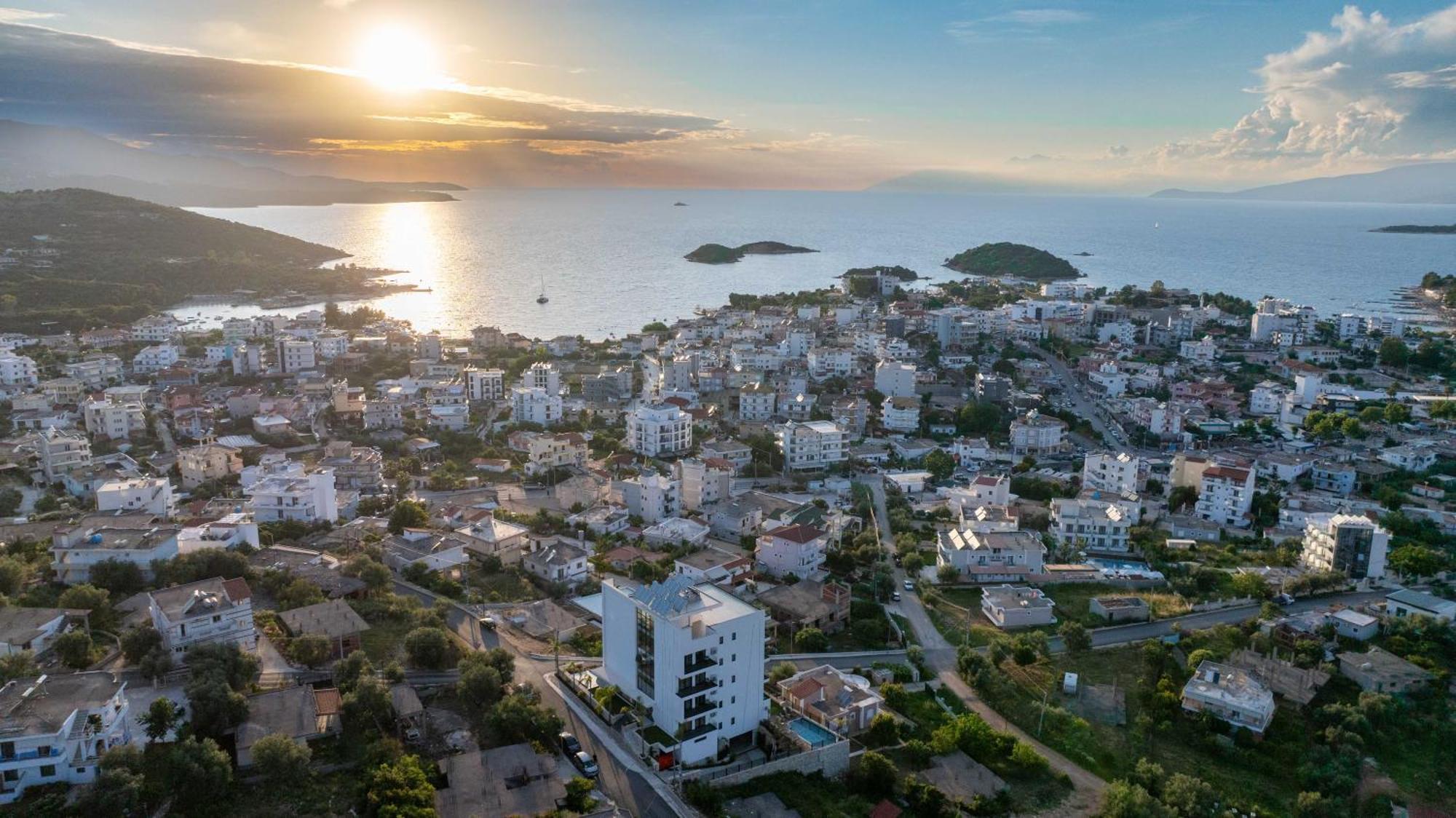 Ori Mare Hotel Ksamil Exterior photo